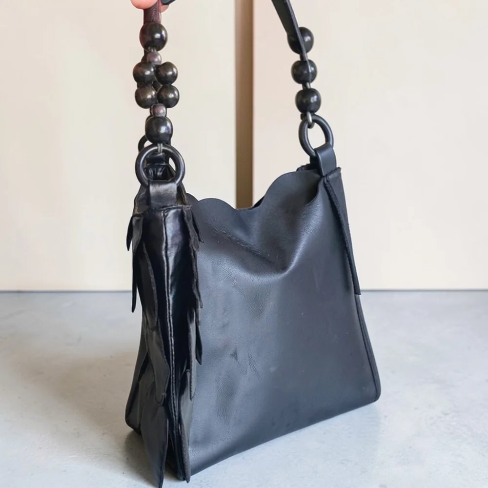 NEW Bueno Leather Circle Pattern  Bag - Picture 2 of 9